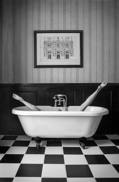 Bathtub