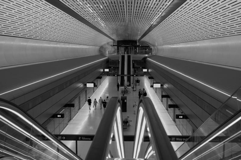 Victoria Cross Station