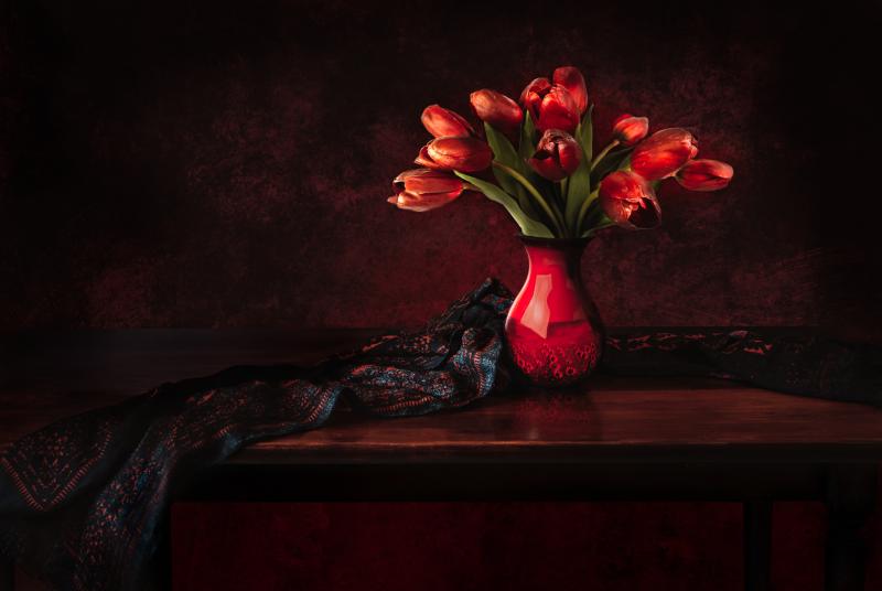 The Tulips on the Table